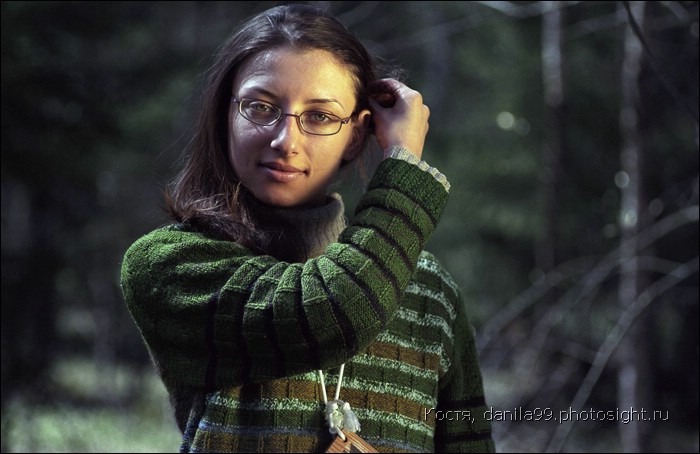 для перехода к следующей фотографии 
кликнуть мышкой